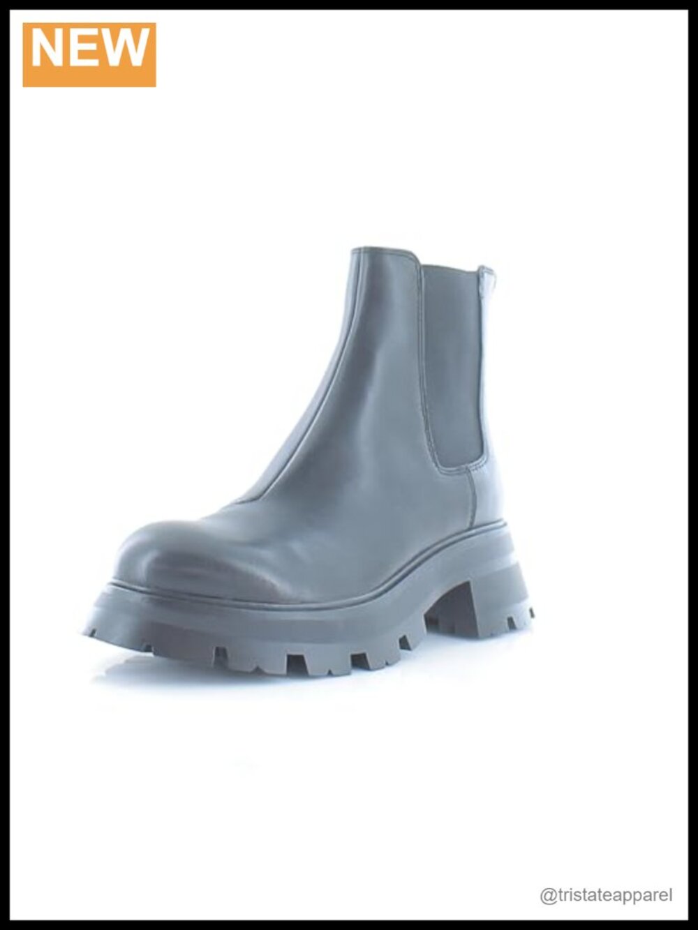 DKNY Sasha Chelsea Boot Leather Pull-On Lug Sole Ankle Boot